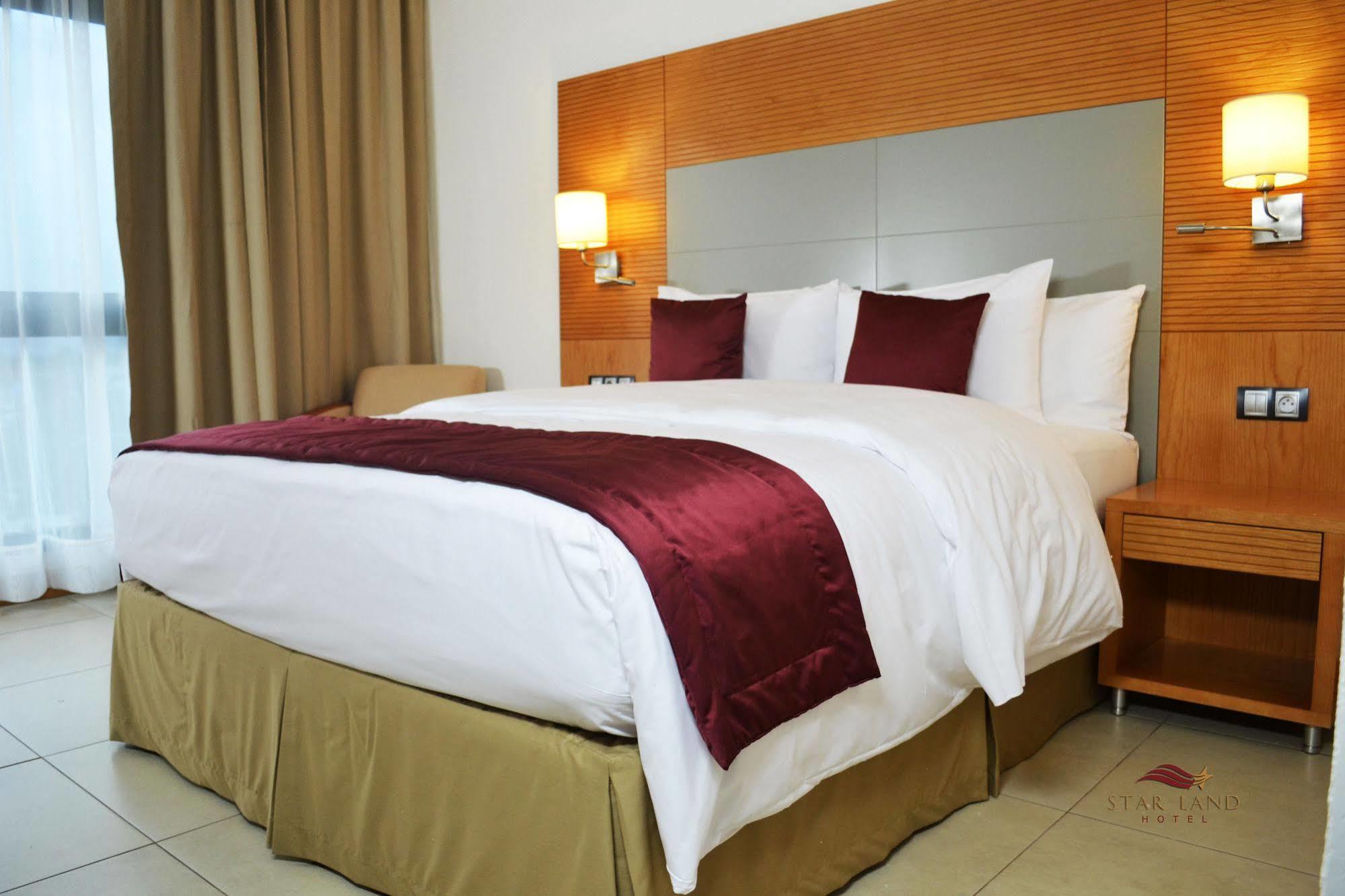 Star Land Hotel Bonapriso Douala Exterior foto